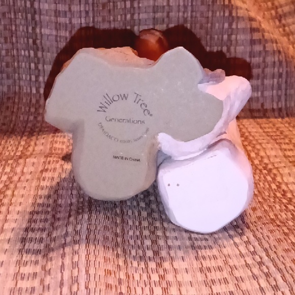 Willow Tree Generations - 2005 Susan Lordi Figurine - Picture 8 of 8